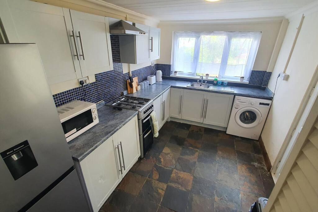 Free Netflix, Large House, Great Price Appartement *