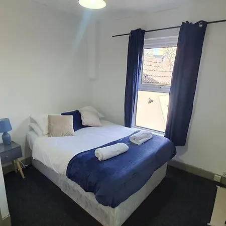 Free Netflix, Large House, Great Price Apartment Cardiff Exterior photo