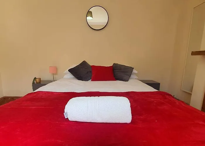 Free Netflix, Large House, Great Price